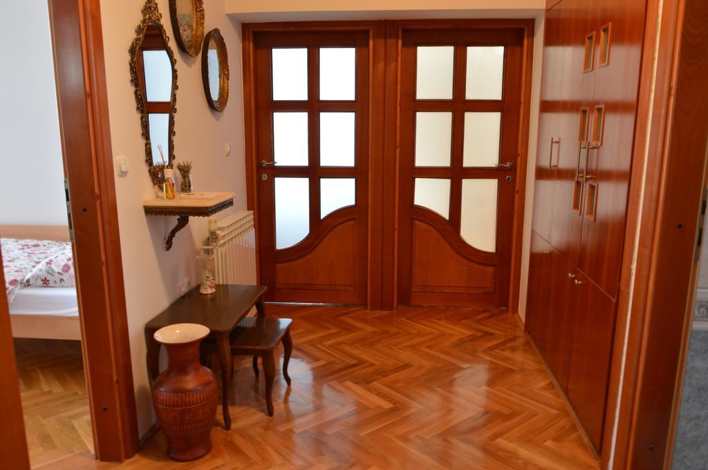 Apartment Sarah Bihac Exterior photo